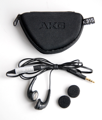 AKG K315